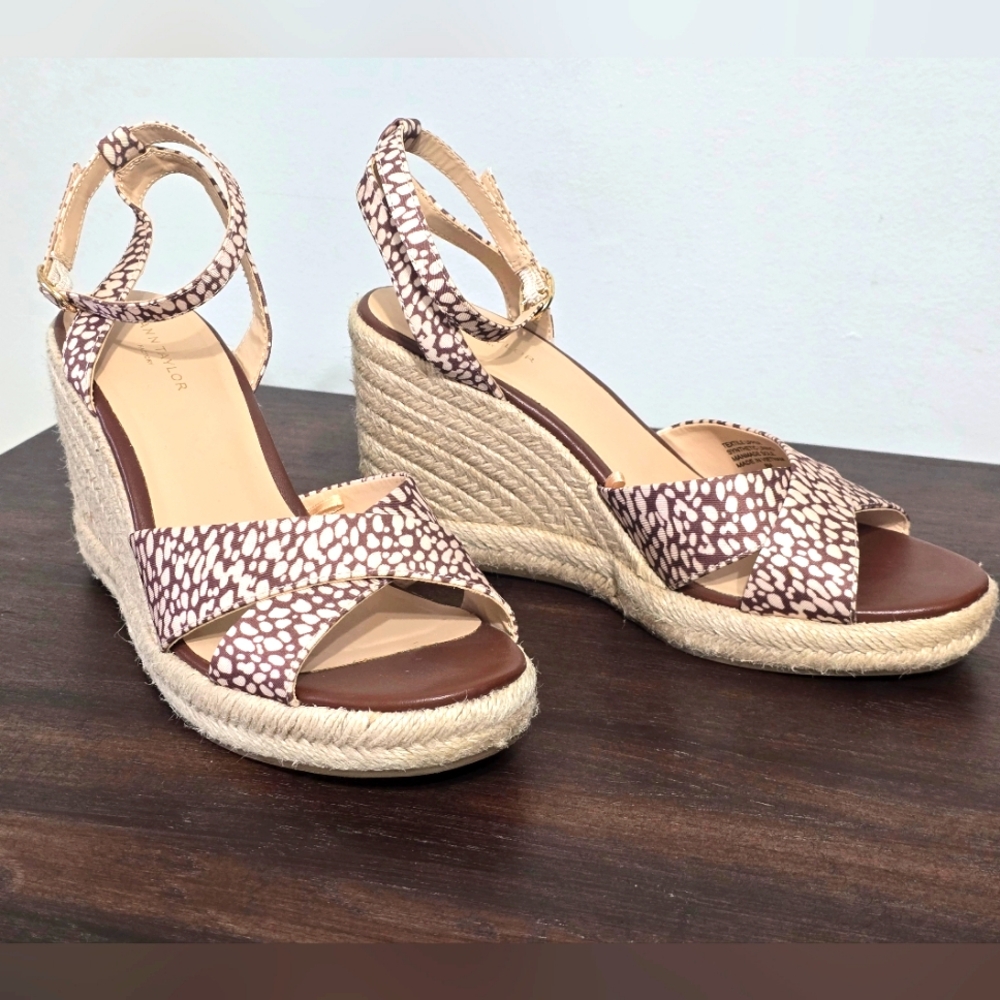 Ann Taylor Factory Espadrille Giraffe Print Wedges Women's Size 8M